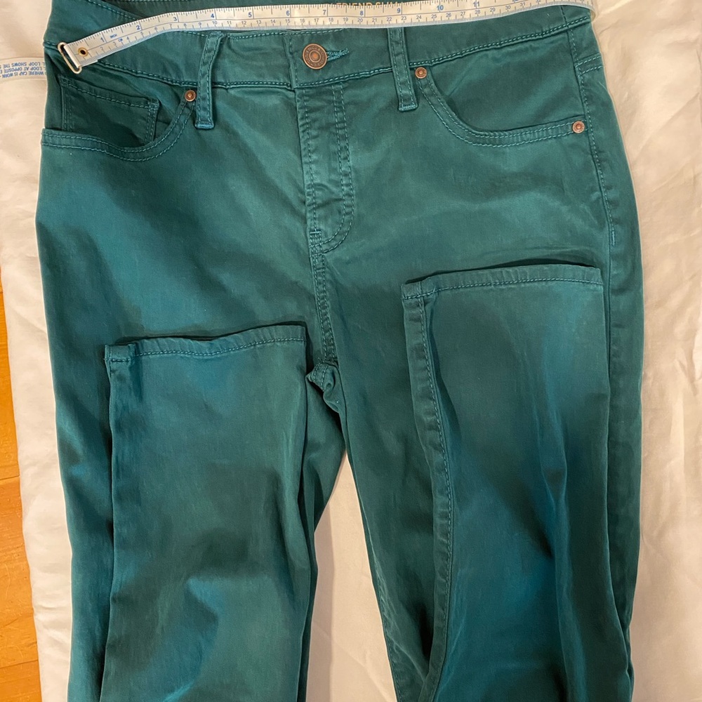 Chicos NWT So Slimming Girlfriend Slim Leg Ankle Jasper Green Jeans 00P - Picture 3 of 7